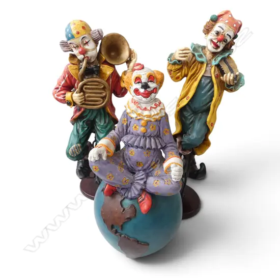 3 RESIN CLOWNS H.480mm