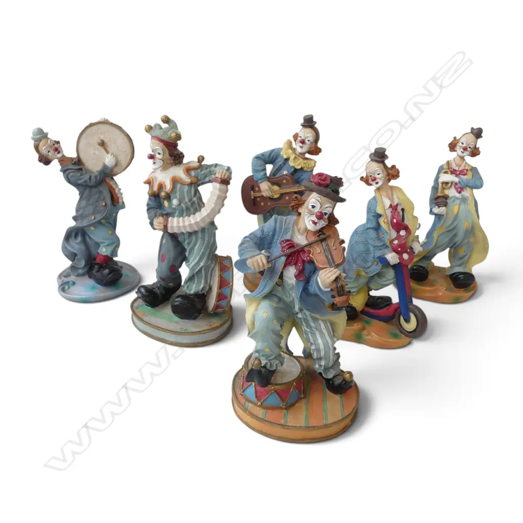 6 RESIN MUSICIAN CLOWNS H.190mm Image 1++