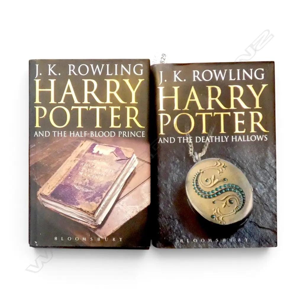 2 HARRY POTTER AUSTRALIAN FIRST EDITION BOOKS  Image 1++