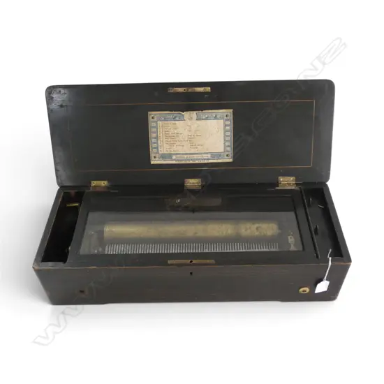ANTIQUE SWISS 'DOUZE AIRS' 12 TUNES MUSIC BOX 575x205x140mm