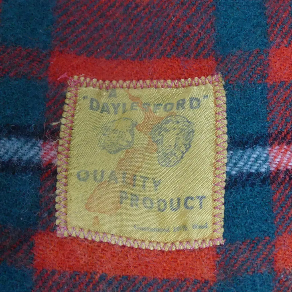 DAYLESFORD TARTAN WOOL BLANKET Image 1++