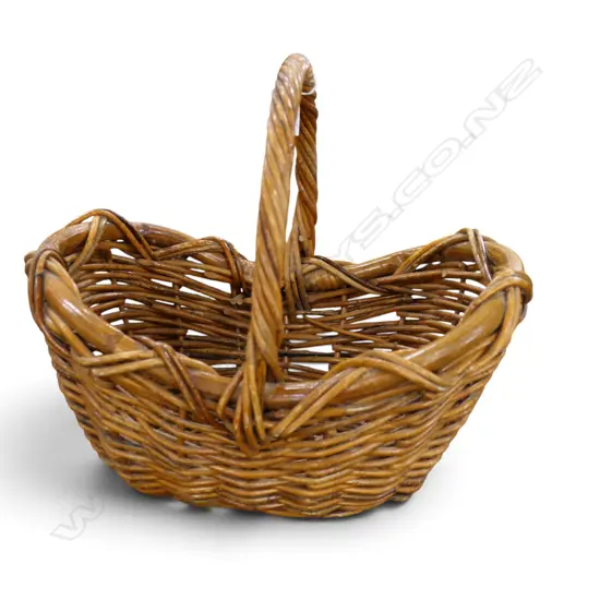 VINTAGE CANE BASKET W.410mm