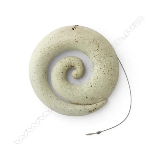 STUDIO POTTERY KORU 320mm dia