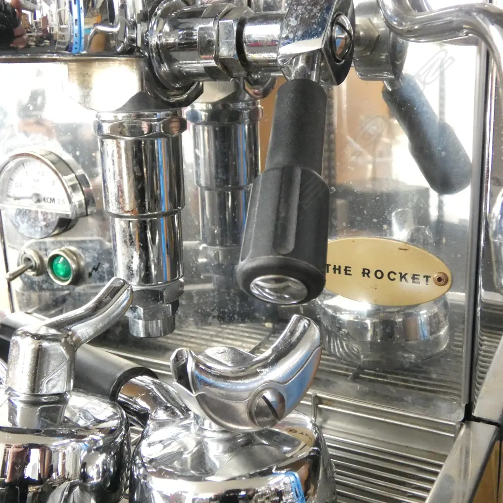ECM 'THE ROCKET' COFFEE MACHINE Image 1++