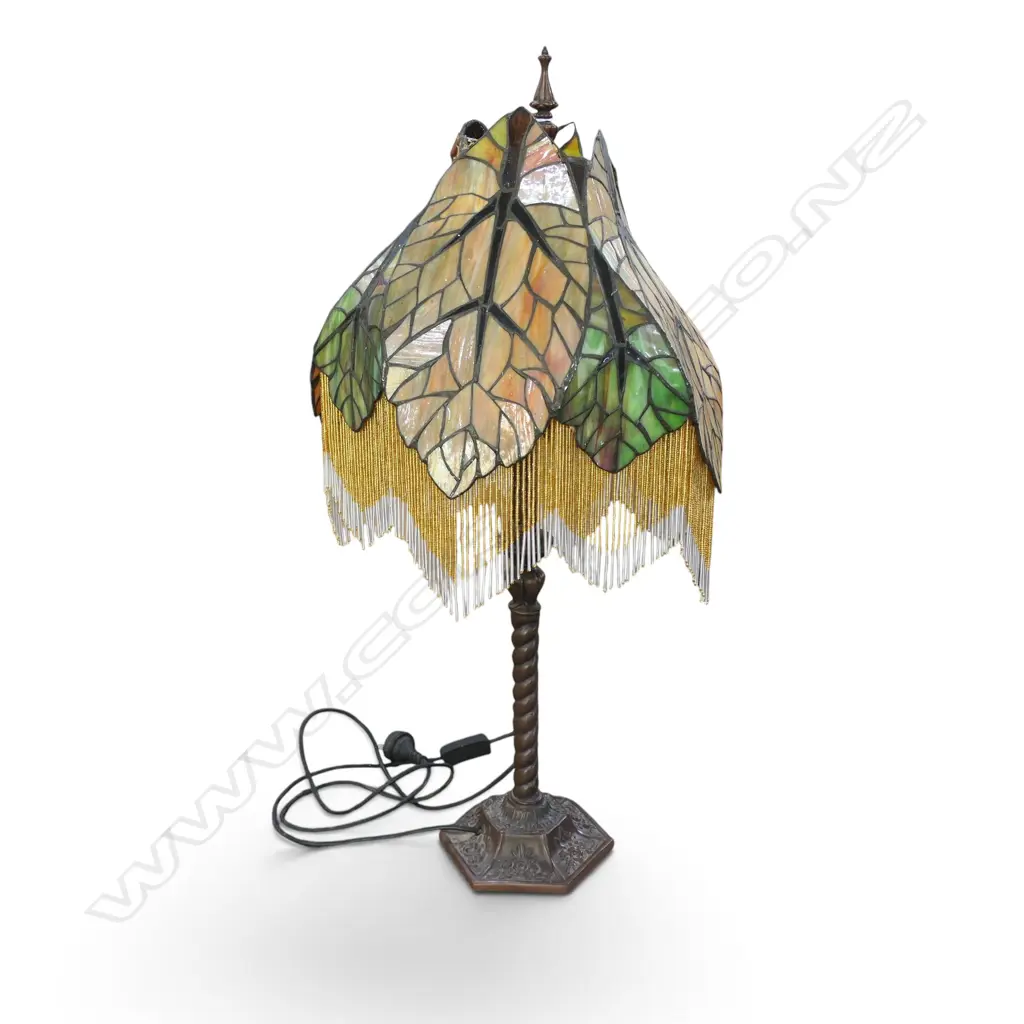 VINTAGE LEADLIGHT TABLE LAMP faults H.790mm Image 1++