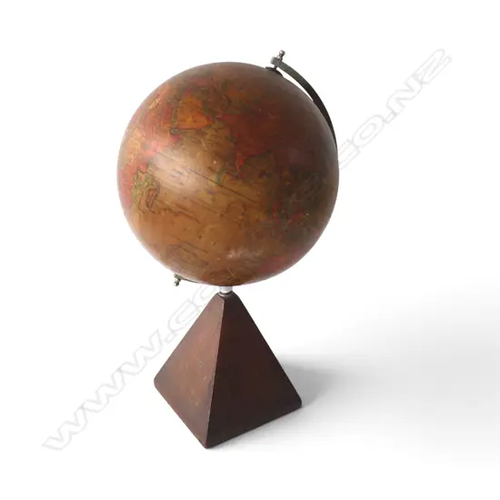 VINTAGE GLOBE ON STAND H.370mm