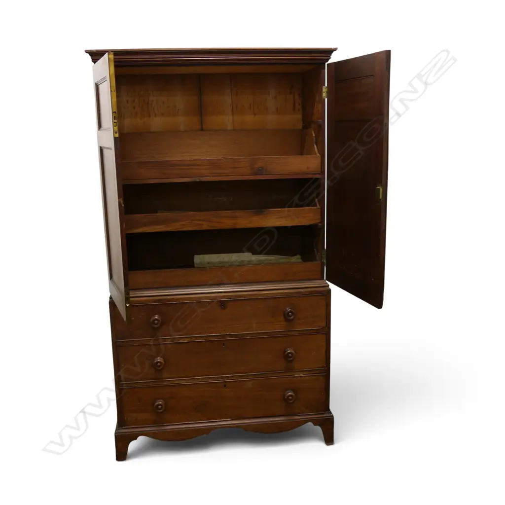 VICTORIAN MAHOGANY LINEN PRESS 1070x505x1955mm Image 1++