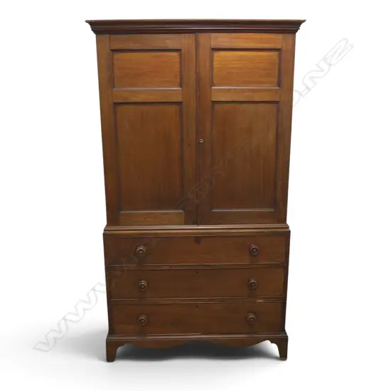 VICTORIAN MAHOGANY LINEN PRESS 1070x505x1955mm