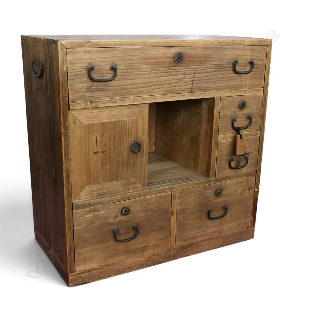 VINTAGE JAPANESE SMALL WOODEN TANSU CHEST. With key H.535mm Image 1++