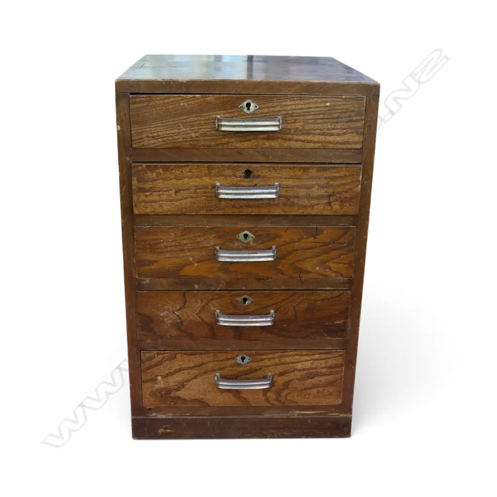 VINTAGE JAPANESE SMALL WOODEN 5 DRAWER COLLECTOR'S CHEST. H.485mm Image 1++