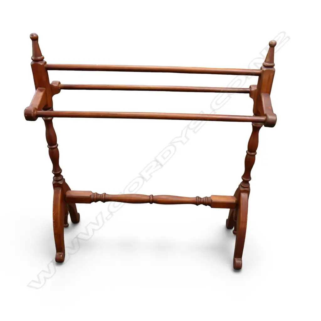WOODEN TOWEL RAIL W.760mm Image 1++