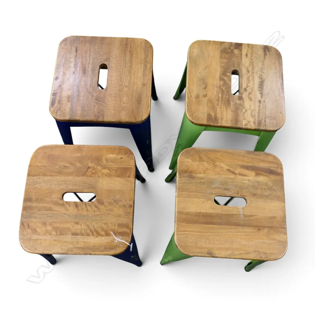 4 SMALL BARSTOOLS H.480mm Image 1++