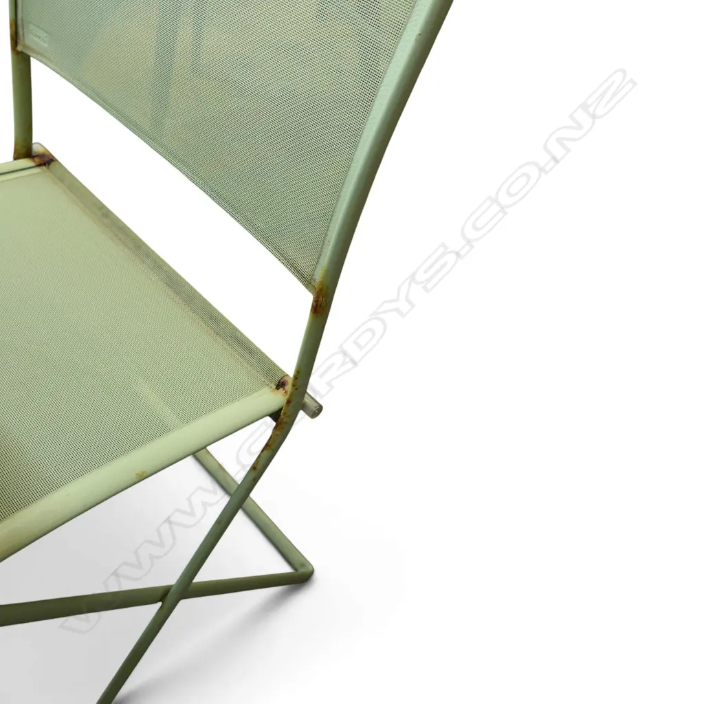FERMOB FOLDING CAFE TABLE & PR CHAIRS - SOME WEAR Image 1++
