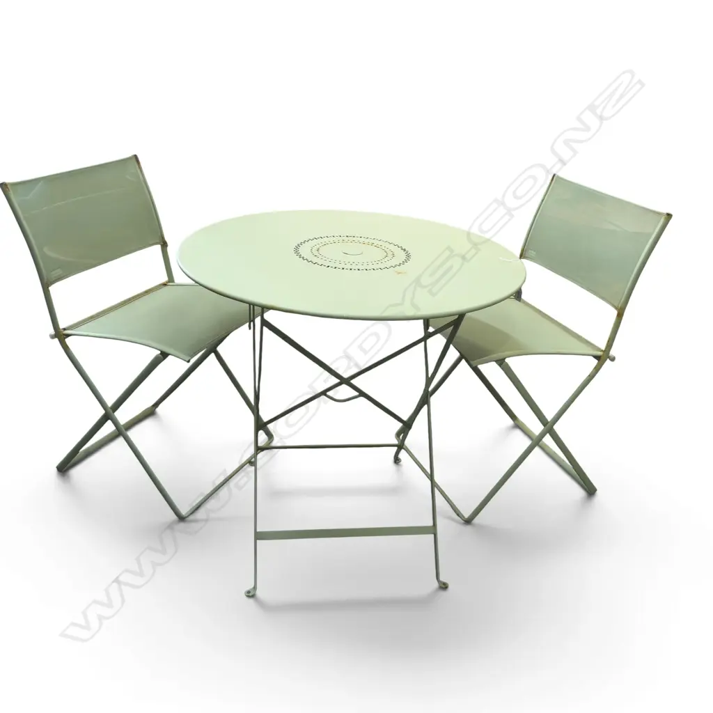FERMOB FOLDING CAFE TABLE & PR CHAIRS - SOME WEAR Image 1++