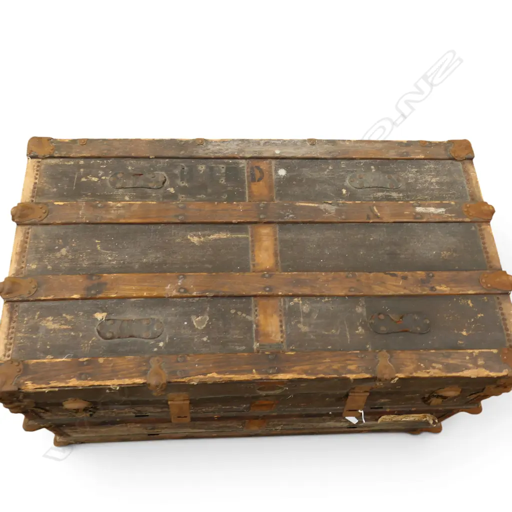 LG VICTORIAN ERA TRUNK EX. SS RUAHINE 1000x550x650mm... Image 1++