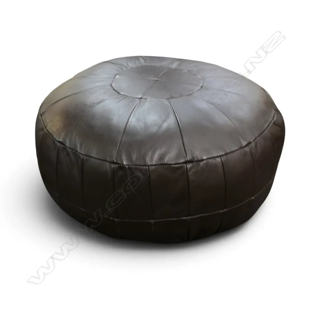 LEATHER POUF 500mm dia Image 1++