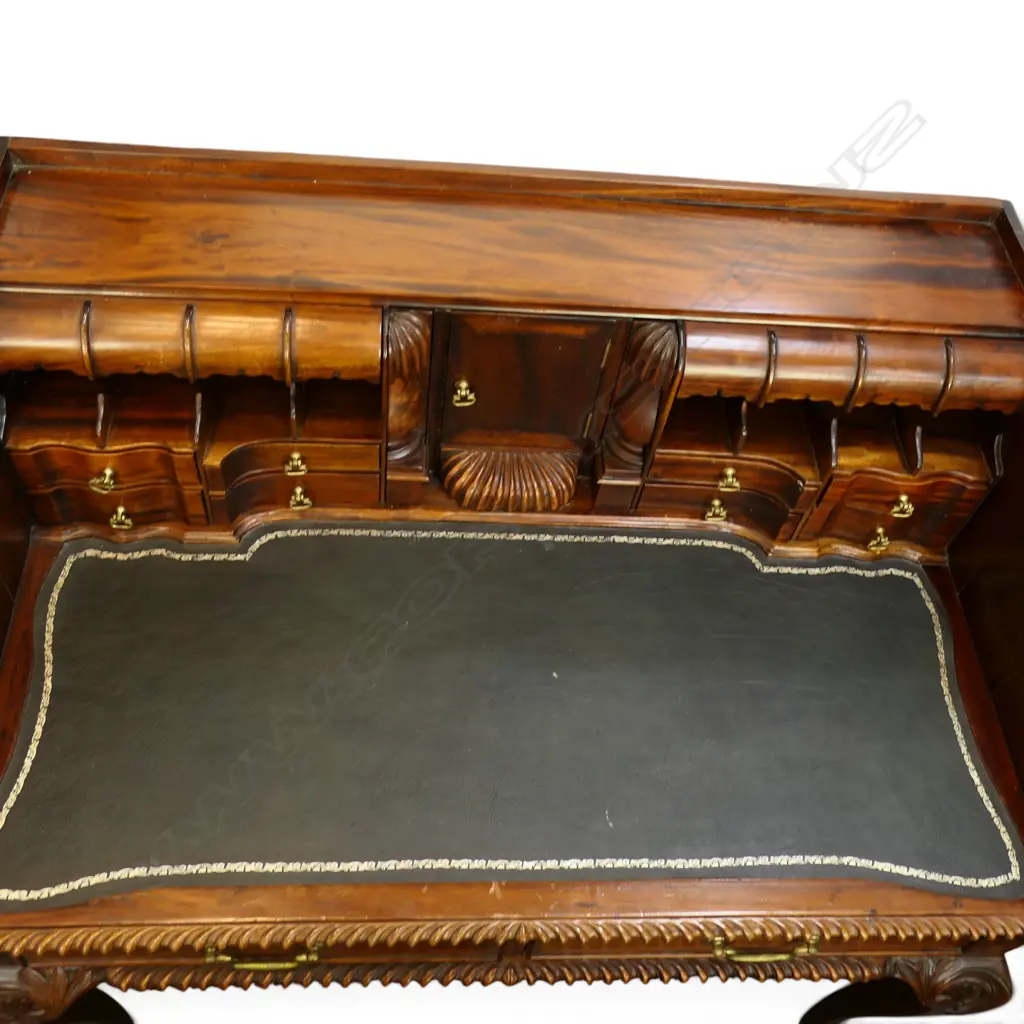 ANTIQUE STYLE DESK 1060x680x1060mm Image 1++
