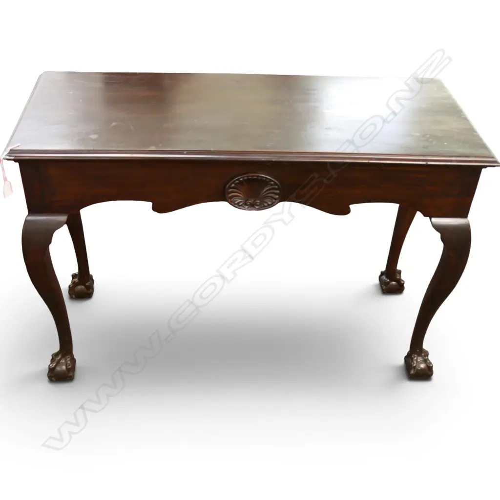 TABLE w. CABRIOLE BALL & CLAW LEGS 1100x450x725mm Image 1++