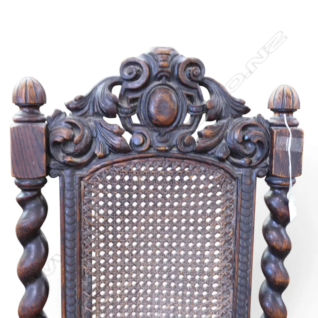 ANTIQUE OAK FOLDING CHAIR Image 1++