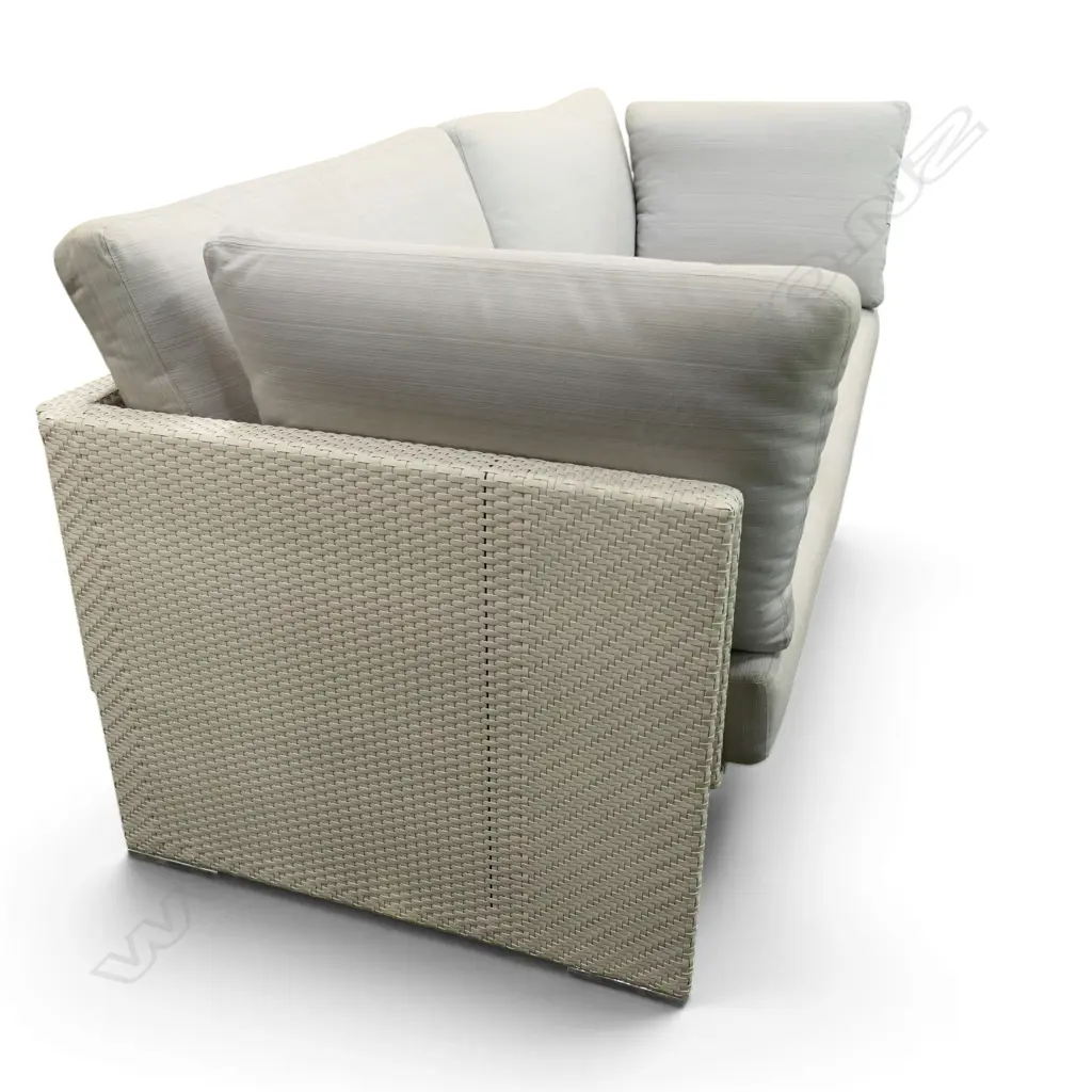DEDON DESIGNER OUTDOOR SOFA 2000x800x640mm Image 1++
