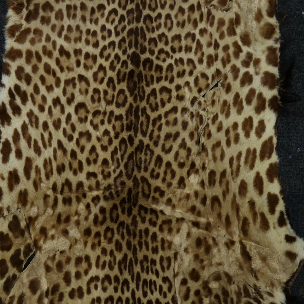 LEOPARD HIDE 1700x1200mm FAULTS Image 1++