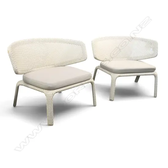 PR JEAN-MARIE MASSAUD SEASHELL-NUO LOUNGE CHAIRS FOR DEDON some marks 960x600x750mm