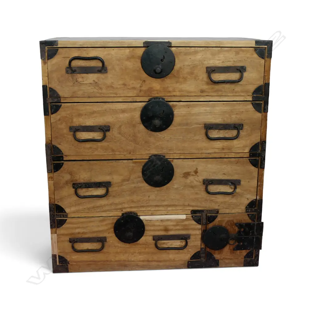 VINTAGE JAPANESE SMALL WOODEN TANSU CHEST. With key H.600mm Image 1++