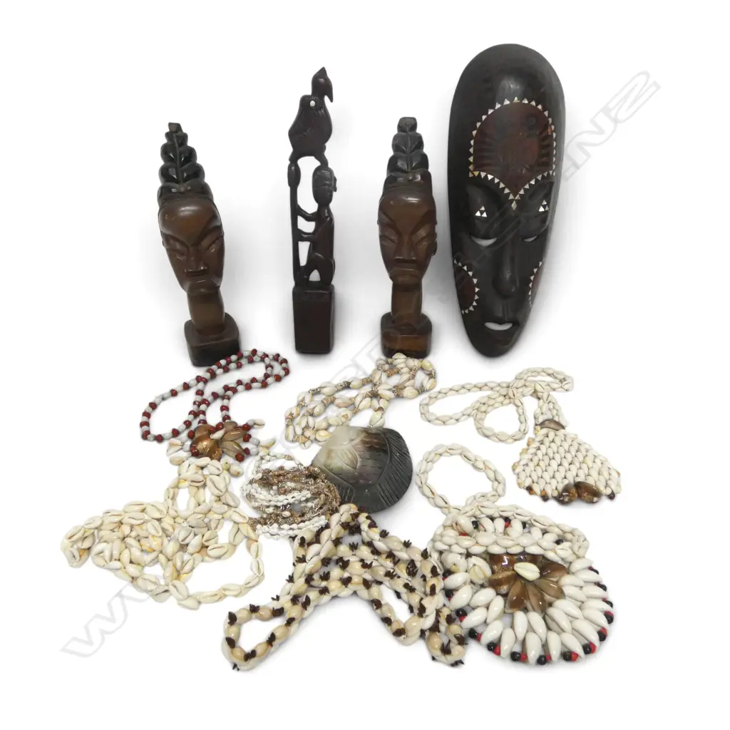 BOX OF PACIFIC ISLAND SHELL NECKLACES MASK & CARVED FIGURES H250MM Image 1++