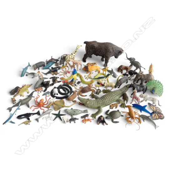 BOX OF VINTAGE SOFT PLASTIC TOYS (SOME HAND PAINTED) & CARBOARD BULL
