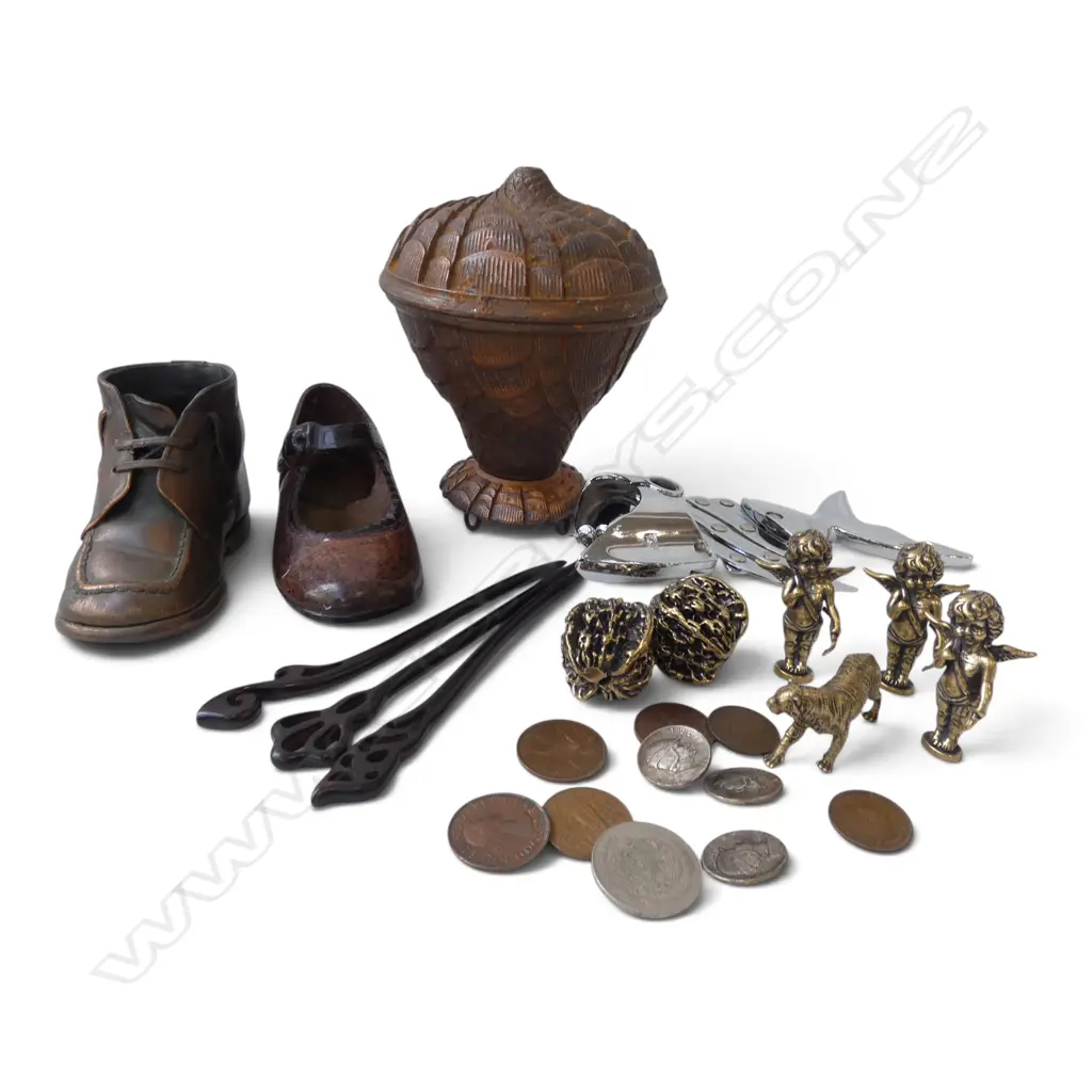 2 SHOES, FISH CORKSCREW ETC Image 1++