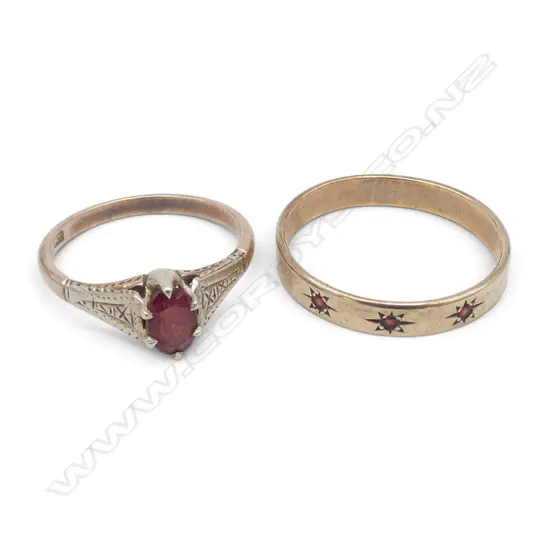 2 9ct GARNET RINGS, 3.73gm, SZ L band=SZ O