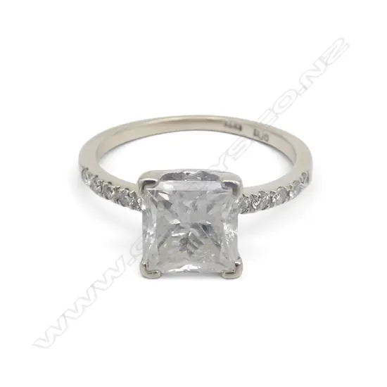 14ct W/GOLD & DIAMOND SOLITAIRE RING, 2.01ct princess cut diamond fracture filled, I I2, SIZE M, 2.56gms VALUATION