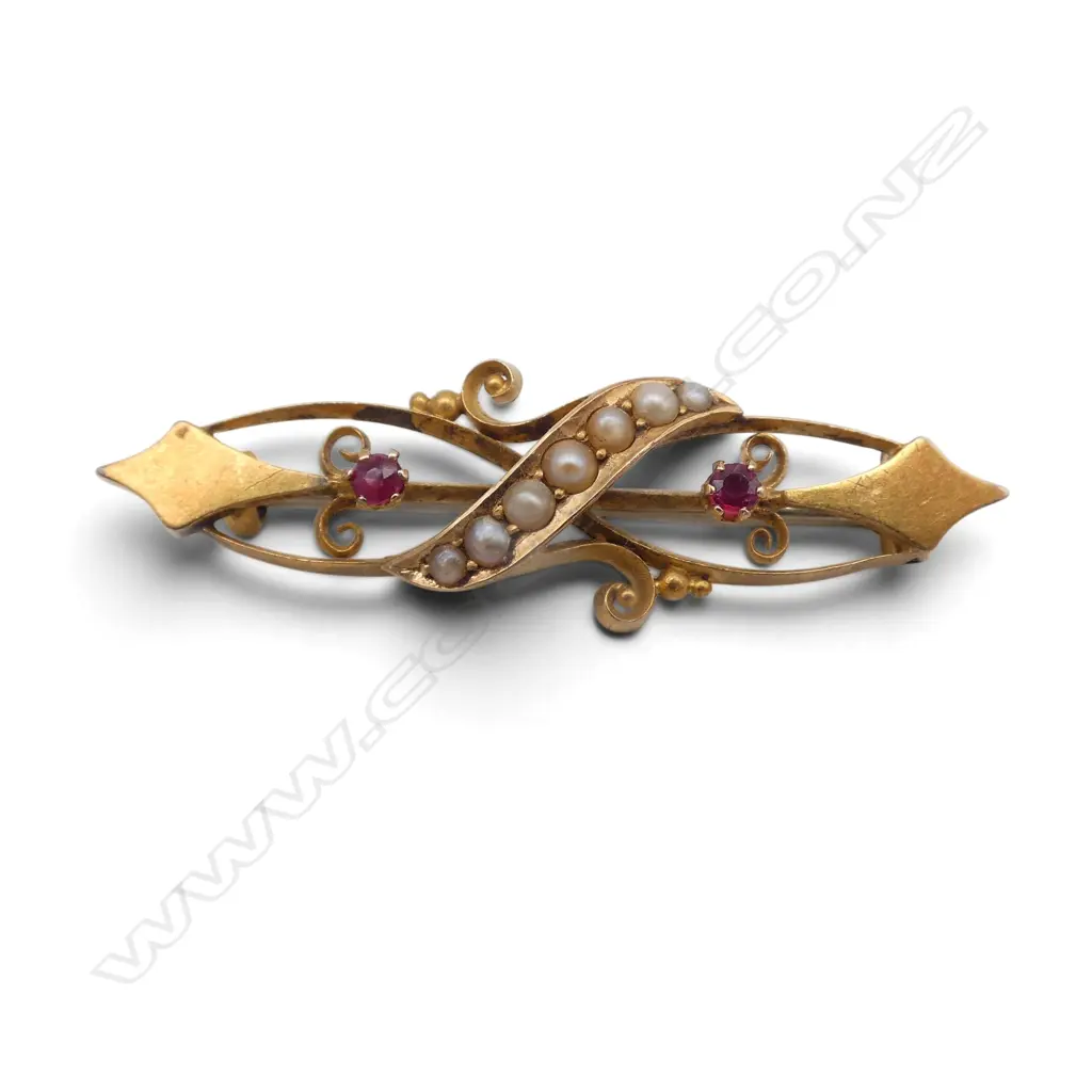 Edwardian 15ct gold & gem set BROOCH 3.1gms Image 1++