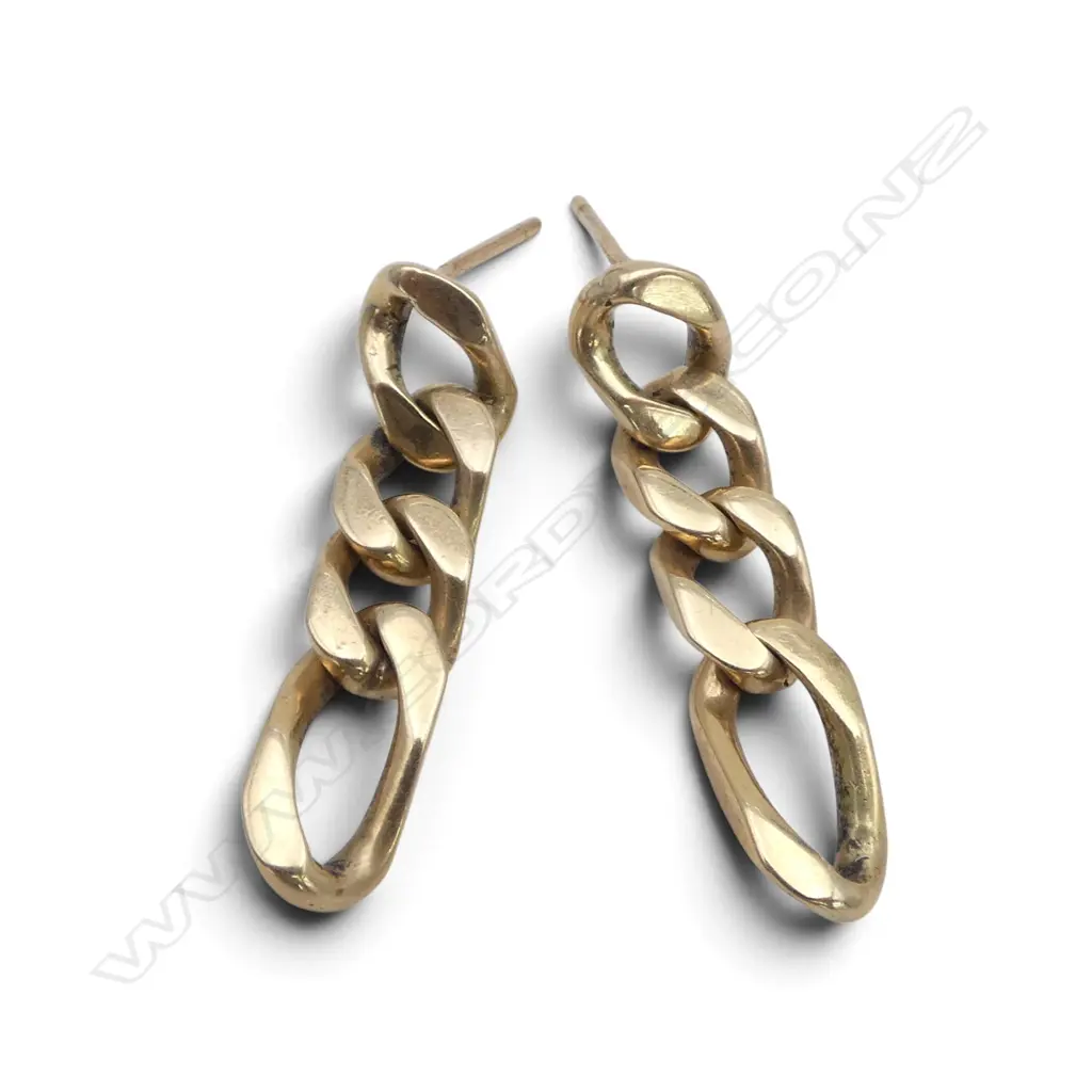 PR 9ct GOLD CURB LINK CHAIN SECTION EARRINGS no butterflies. Testing 13ct. 6.4gms Image 1++