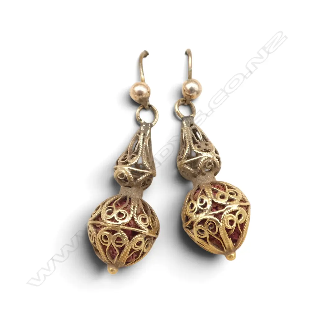 PR ANTIQUE testing 20ct EARRINGS 3.65gms Image 1++
