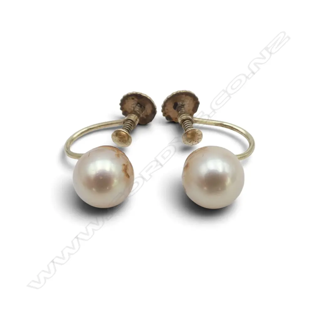 PR 9ct CULTURED PEARL EARRINGS, SCREW BACKS Image 1++