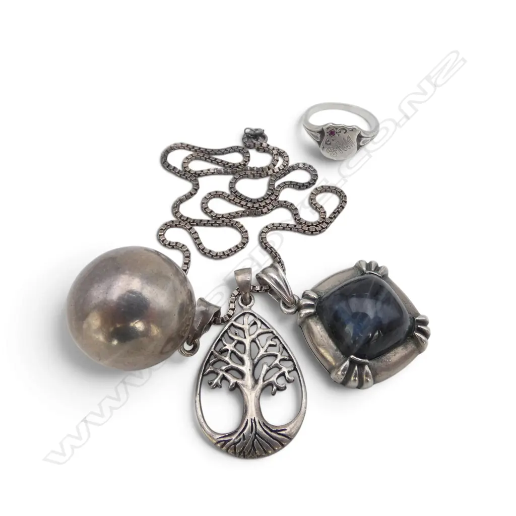 3 STG SILVER PENDANTS (ONE ON CHAIN) + SIGNET RING Image 1++