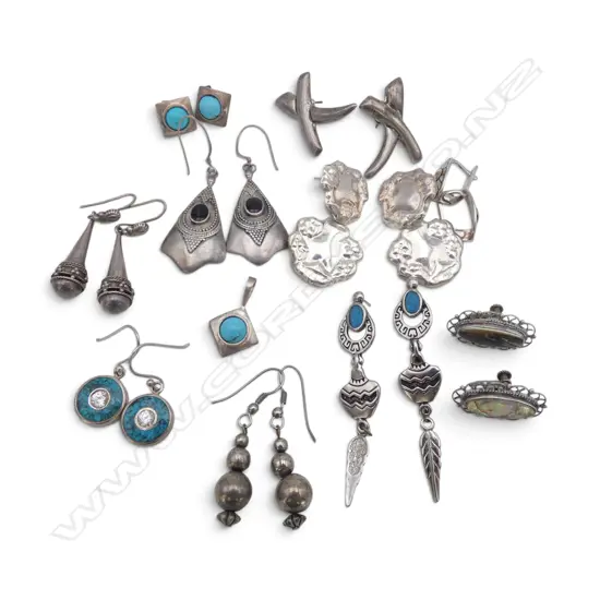 11 PCES STG SILVER JEWELLERY, 10 PRS EARRINGS + PENDANT 65gms 
