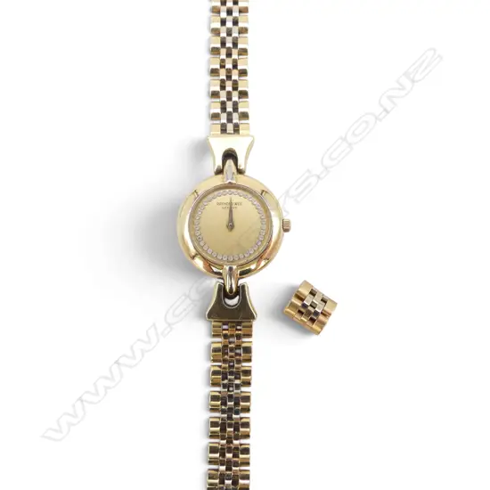 Vintage Raymond Weil 18k Gold Plated Quartz Watch in RW case, w. extension, not running, L.175mm