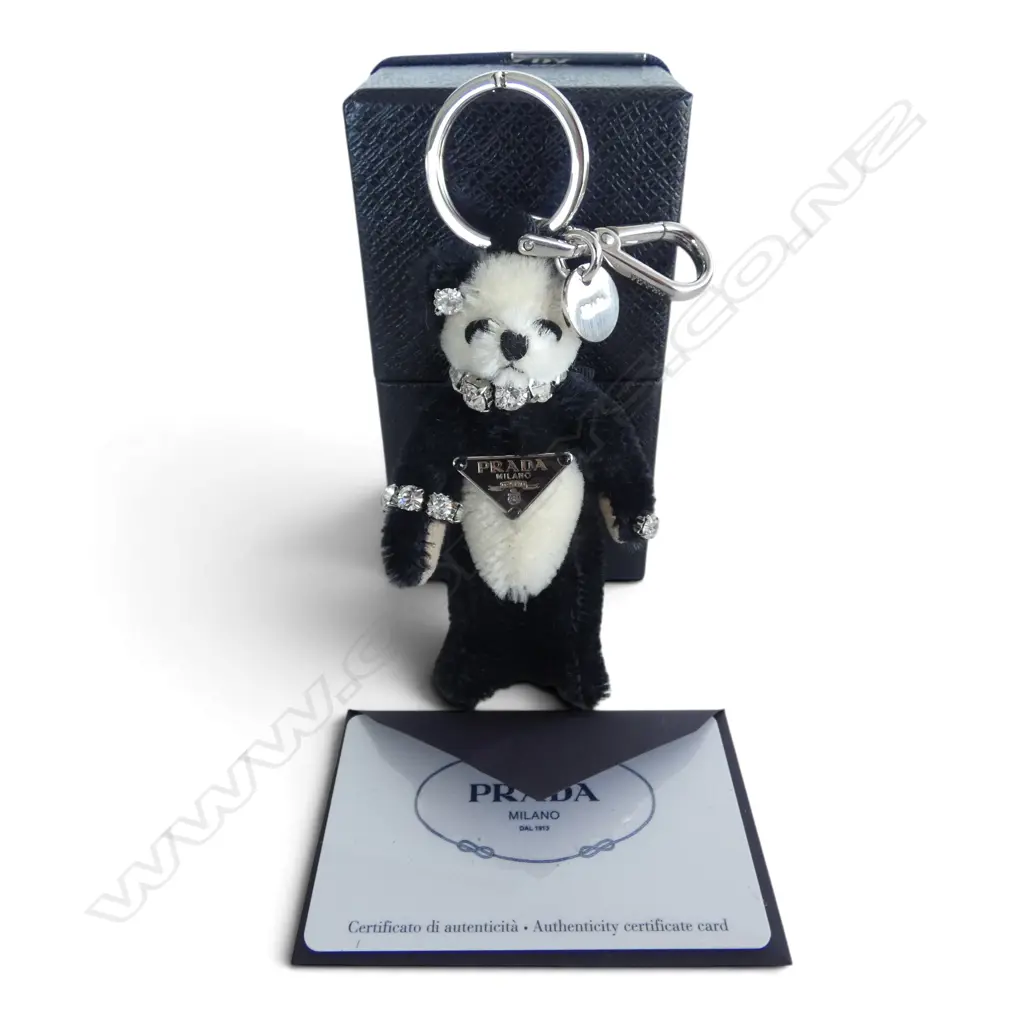 RARE PRADA PANDA BEAR KEYCHAIN/CHARM - special ed. from 'Trick' Bear collection, L.100mm, box & cert, unused Image 1++