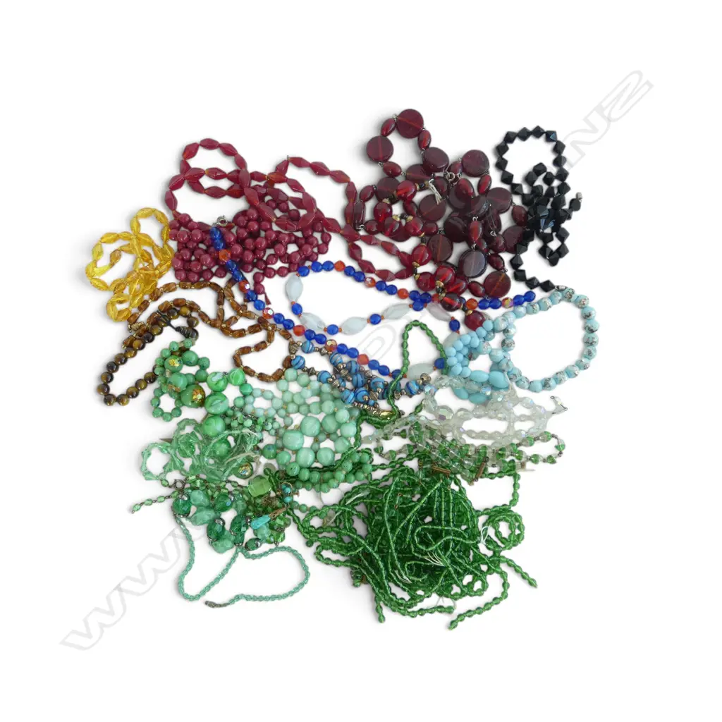 QUANTITY ASSTD. GLASS BEAD NECKLACES all with faults Image 1++