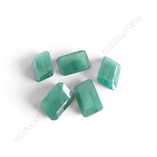 PARCEL 5 LOOSE EMERALDS