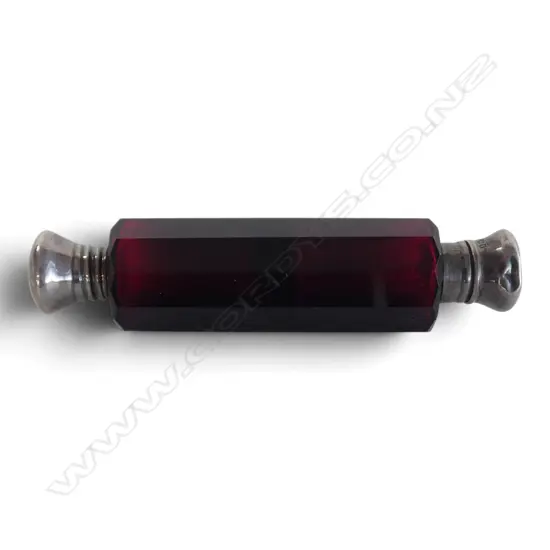 Victorian Silver & ruby glass double ended scent bottle. Screw lid + hinged lid. L.103mm