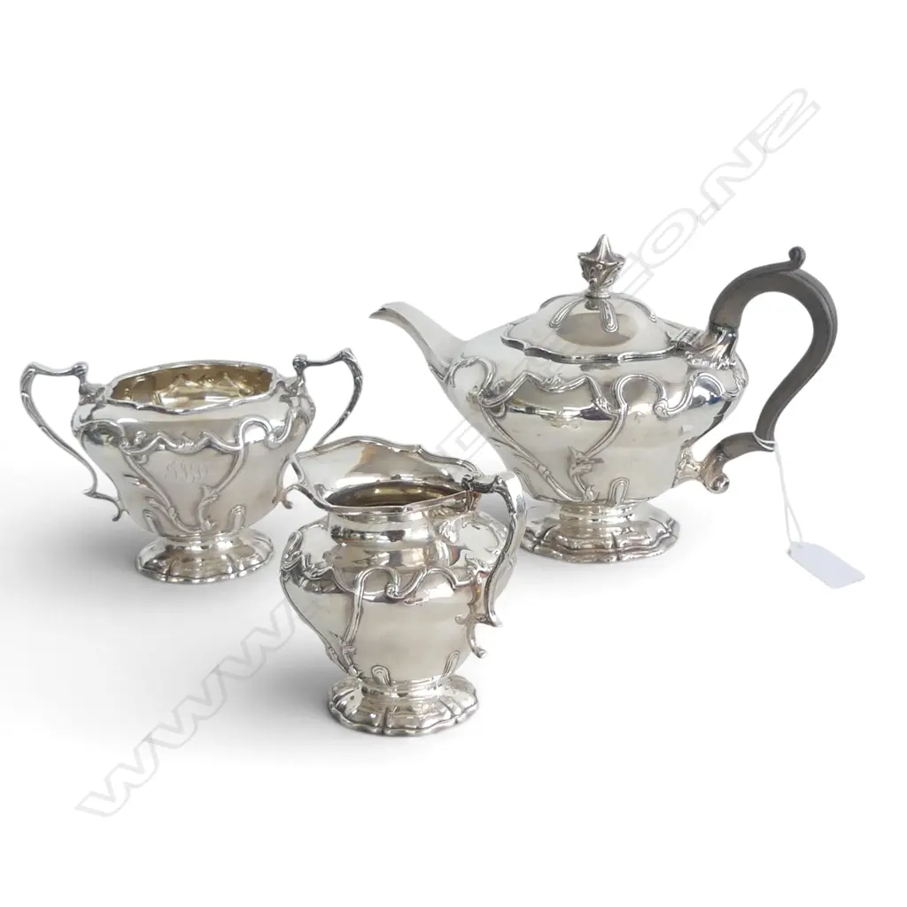 3 PCE STG TEA SET, LONDON 1905 & 1906, 1079gms Image 1++