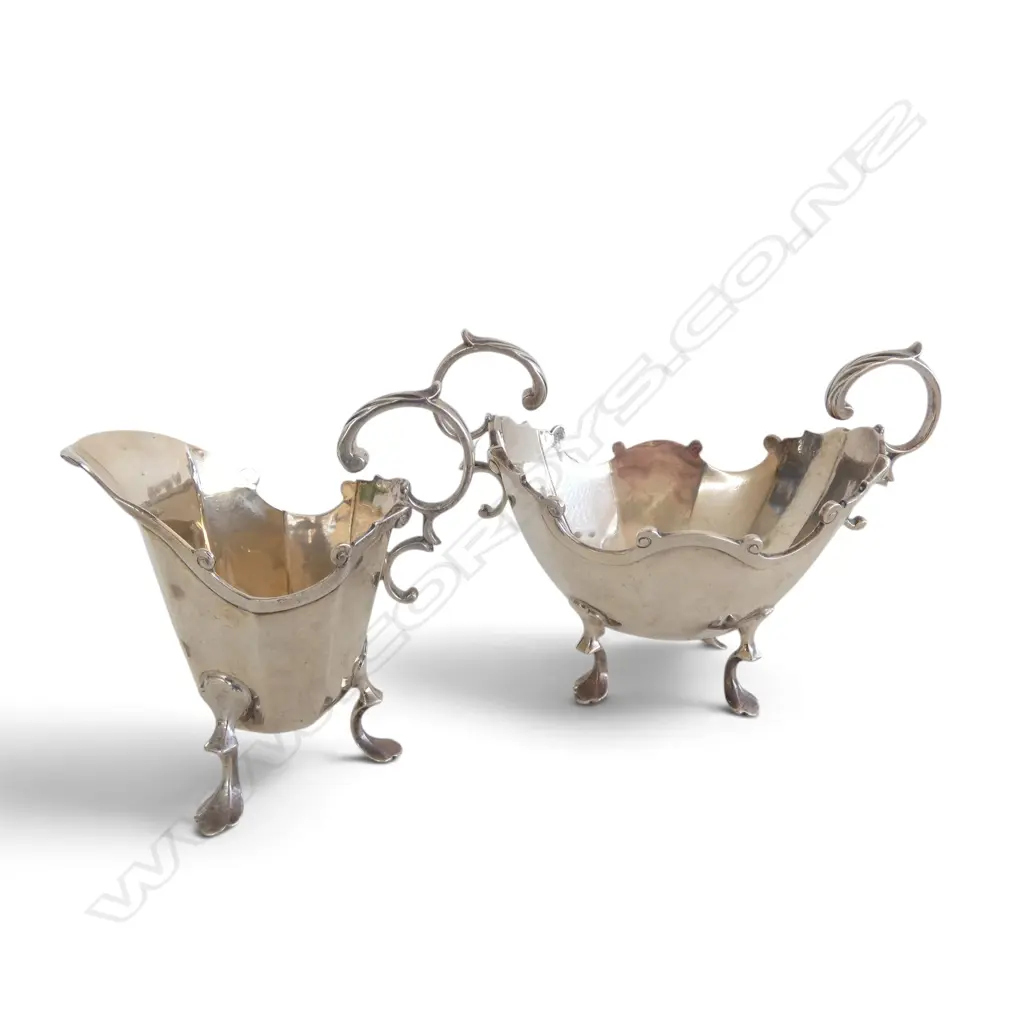 PR LONDON 1885 SILVER SUGAR BOWL & CREAM JUG faceted. Pad feet. 215gms Image 1++