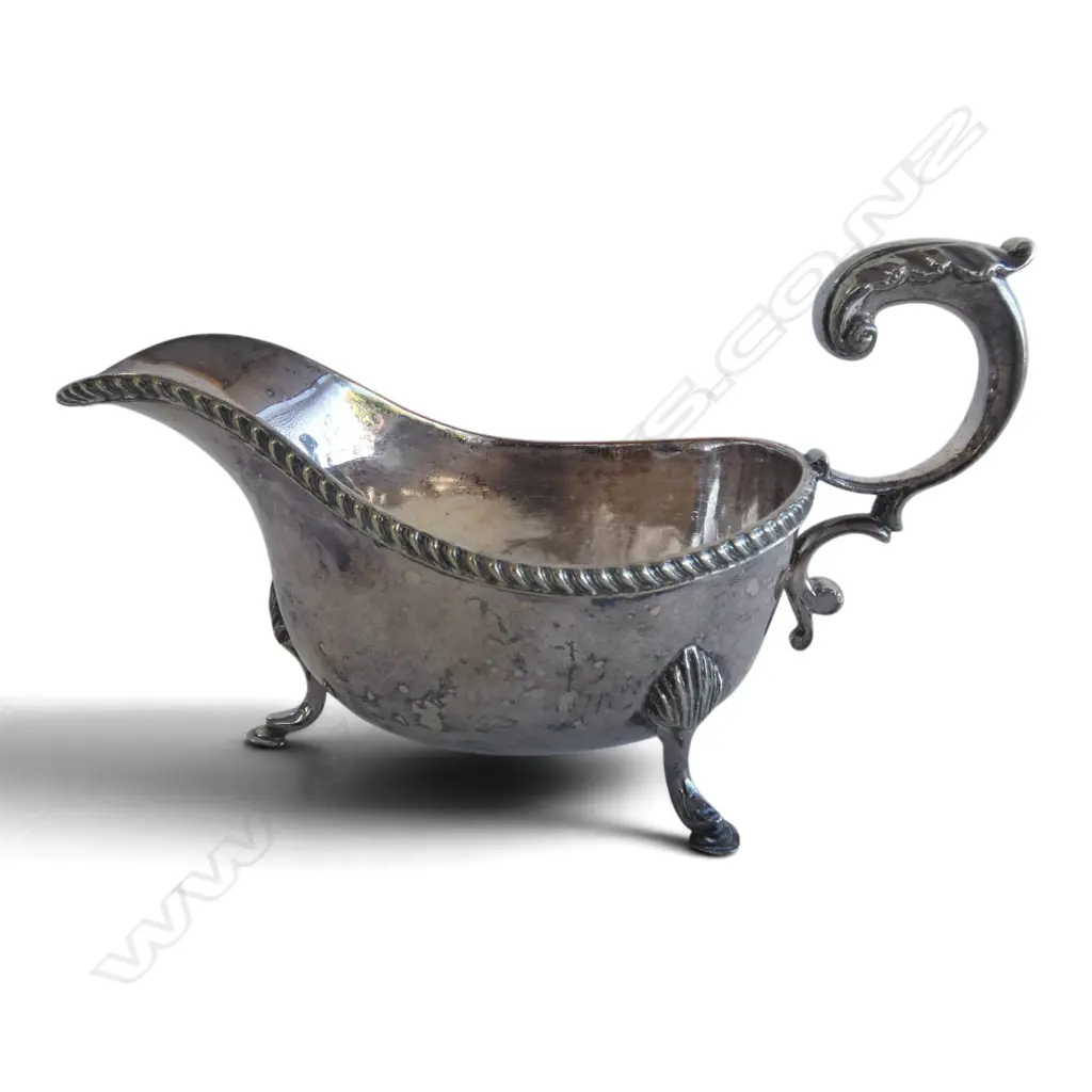 Silver plate sauce boat c.1900. Georgian style Image 1++