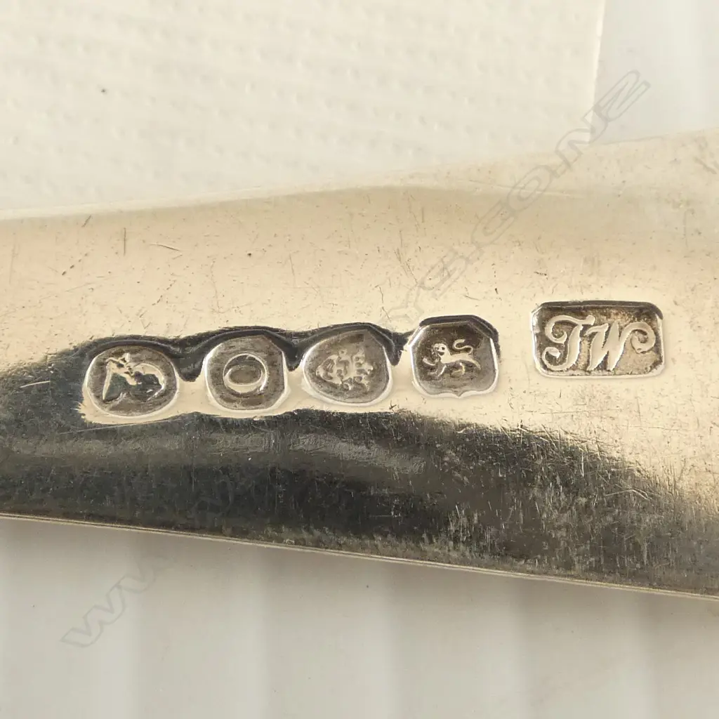 3 GEORGIAN STG SILVER SPOONS, one bottom marked, 176gms Image 1++