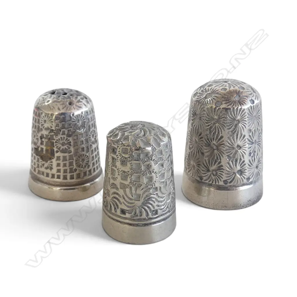 3 STG SILVER THIMBLES 14gms Image 1++
