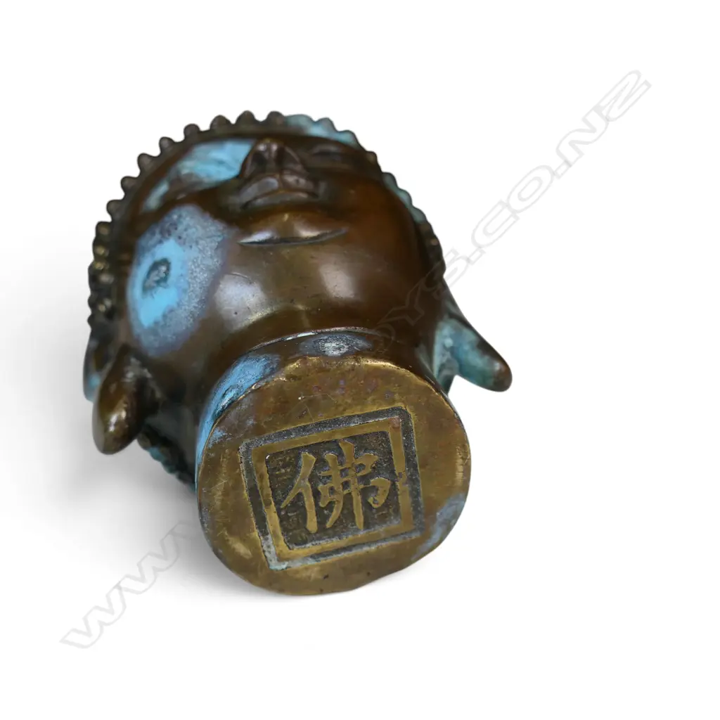  CHINESE BRASS COPPER FINISH MEDITATIVE BUDDHA HEAD WITH SNAIL CURL HAIR, STAMP AT THE BOTTOM OXIDATION, 170 X 50MM Image 1++