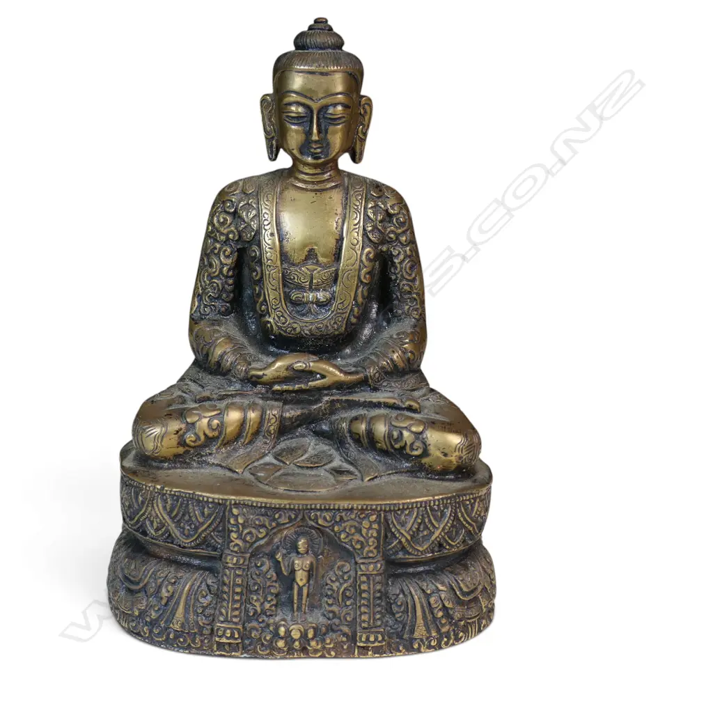 SINO-TIBETAN STYLE BRONZED STATUE OF BUDDHA SITTING IN A MEDITATIVE POSTURE (MUDRA),HIGHLY DETAILED, H.180 X 120MM Image 1++